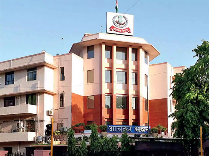 Income Tax Department: आयकर विभाग ने इनकी पकड़ी कर भुगतान में गड़बड़ी, अब चलाया जाएगा अभियान