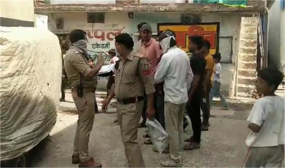 Indore Crime News : इंदौर के चंदन नगर थाना क्षेत्र में बोरे में युवती की लाश मिलने से मचा हड़कंप