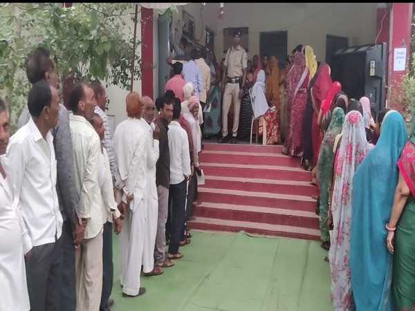 Fourth Phase of Lok Sabha Elections : मध्य प्रदेश में लोकसभा चुनाव के चौथे चरण में सुबह 11 बजे तक 32.38 प्रतिशत मतदान किया गया दर्ज