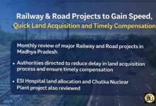 MP Railway Road Projects Review: रेलवे और सड़क परियोजनाओं को मिलेगी रफ्तार, भूमि अधिग्रहण में देरी नहीं, समय पर मिलेगा मुआवजा