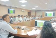 Betul Collector Action: बैतूल में कलेक्टर का बड़ा एक्शन: सीएम हेल्पलाइन में लापरवाही पर तहसीलदार को नोटिस, सड़कों की जांच के दिए आदेश